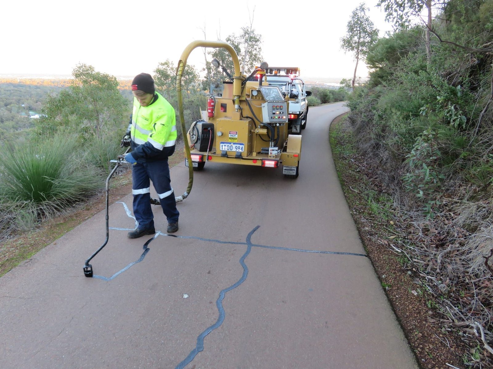 Additional Zig Zag Road crack sealing photo